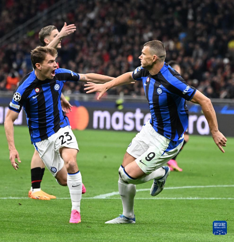 西媒：因与奥维耶多密切接触，巴拉多利德将主帅阿尔玛达解职（西媒：因与奥维耶多往来过密，巴拉多利德解聘主帅阿尔玛达）