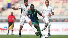 杰伦·约翰逊背靠背拿下三双，成为老鹰队史第二人