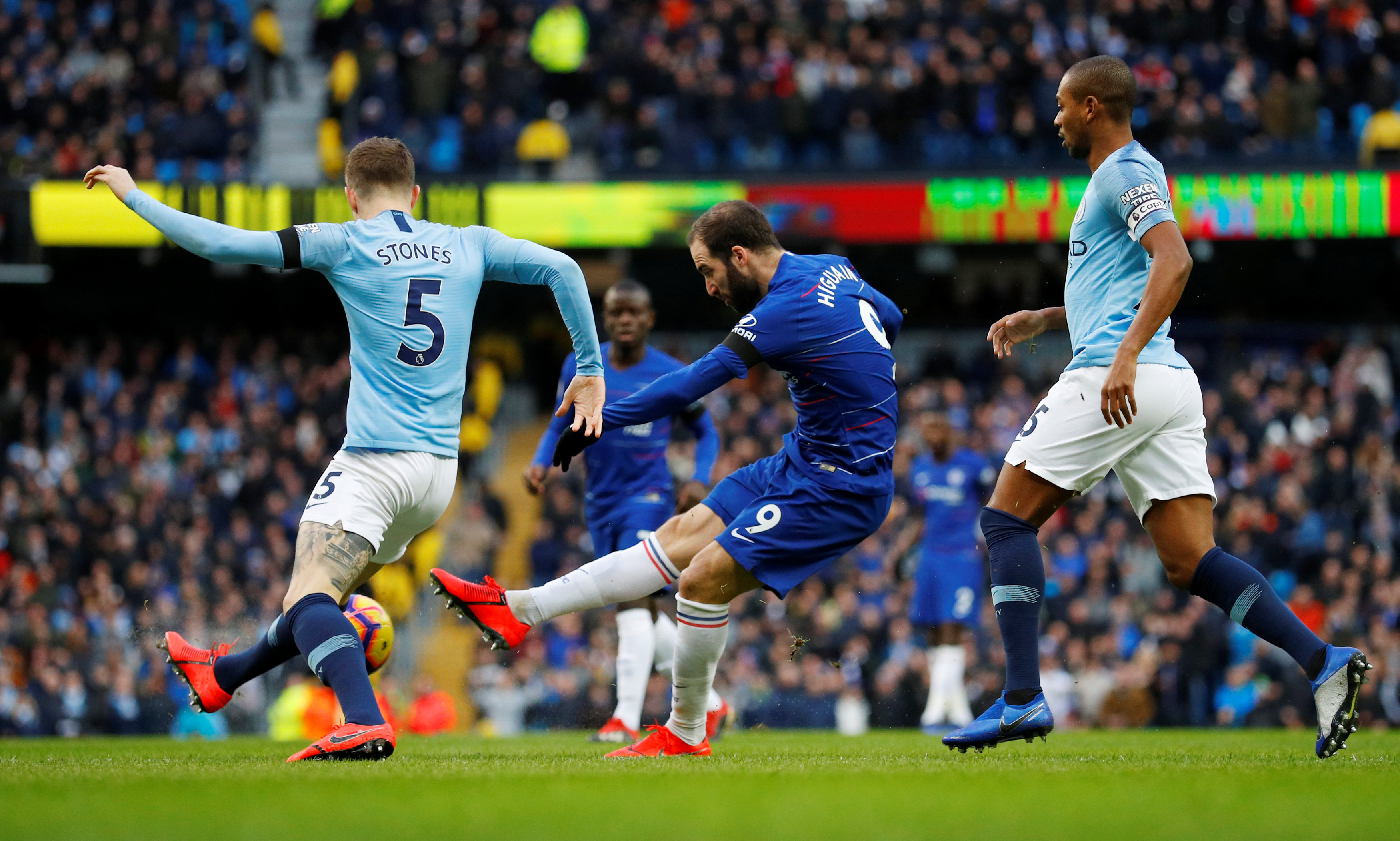 申花1-3输球，柔佛新山近两个赛季亚冠对中超球队保持不败