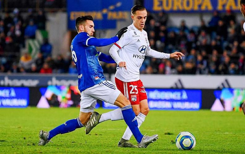 中国U22vs越南U22：拜合拉木、徐彬先发，胡荷韬、贺一然出战