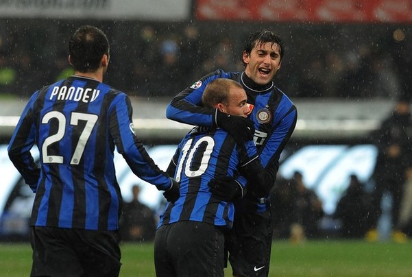 萨福诺夫成本世纪以来，首位在点球大战4次扑点的大巴黎门将（萨福诺夫创纪录，成巴黎本世纪首位在点球大战扑出4点球的门将）