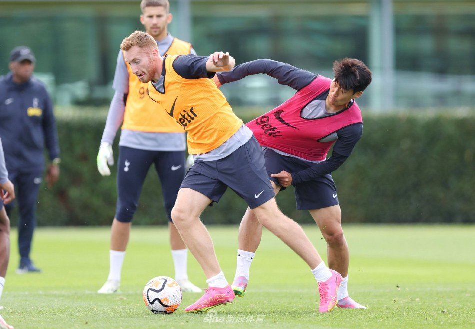 每体：拉波尔塔的前岳父去世，享年101岁