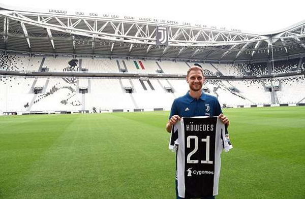 法国杯半场：杜埃建功、登贝莱点射，巴黎暂2-0丰特奈文迪（法国杯半场战报：杜埃破门、登贝莱点射，巴黎暂以2-0领先丰特奈文迪）