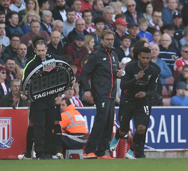 米体：虽然DV9经历肌肉疲劳，但斯帅仍会让他首发踢佛罗伦萨