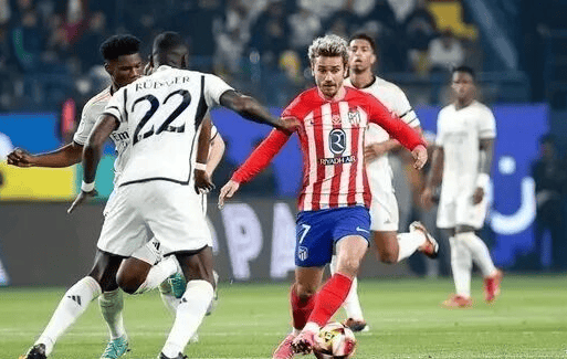 官方：德甲、德乙球场内的记分牌和屏幕将显示实际补时时间（官方确认：德甲、德乙球场记分牌与大屏将同步显示实际补时时间）